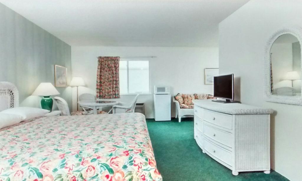 Super 8 By Wyndham Reedsburg Hotell Eksteriør bilde